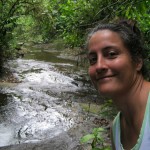 A wild Colombian monkey, roaming freely about the river...